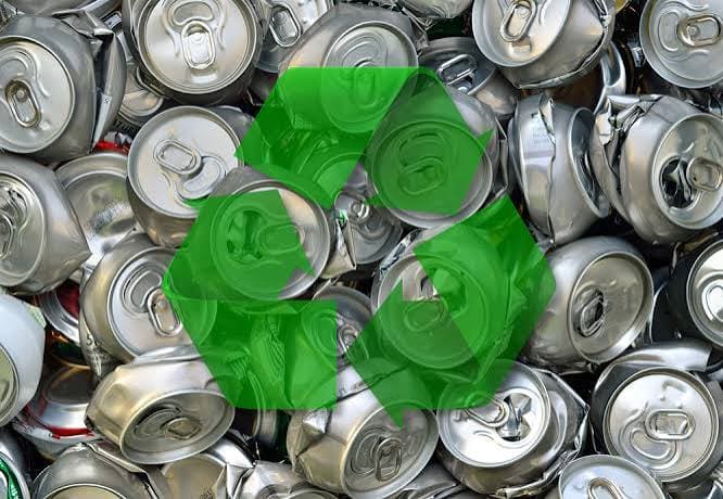 recyklace plechovek